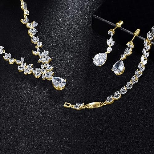 Women's Jewelry Set: Necklace, Earrings, and Bracelet
